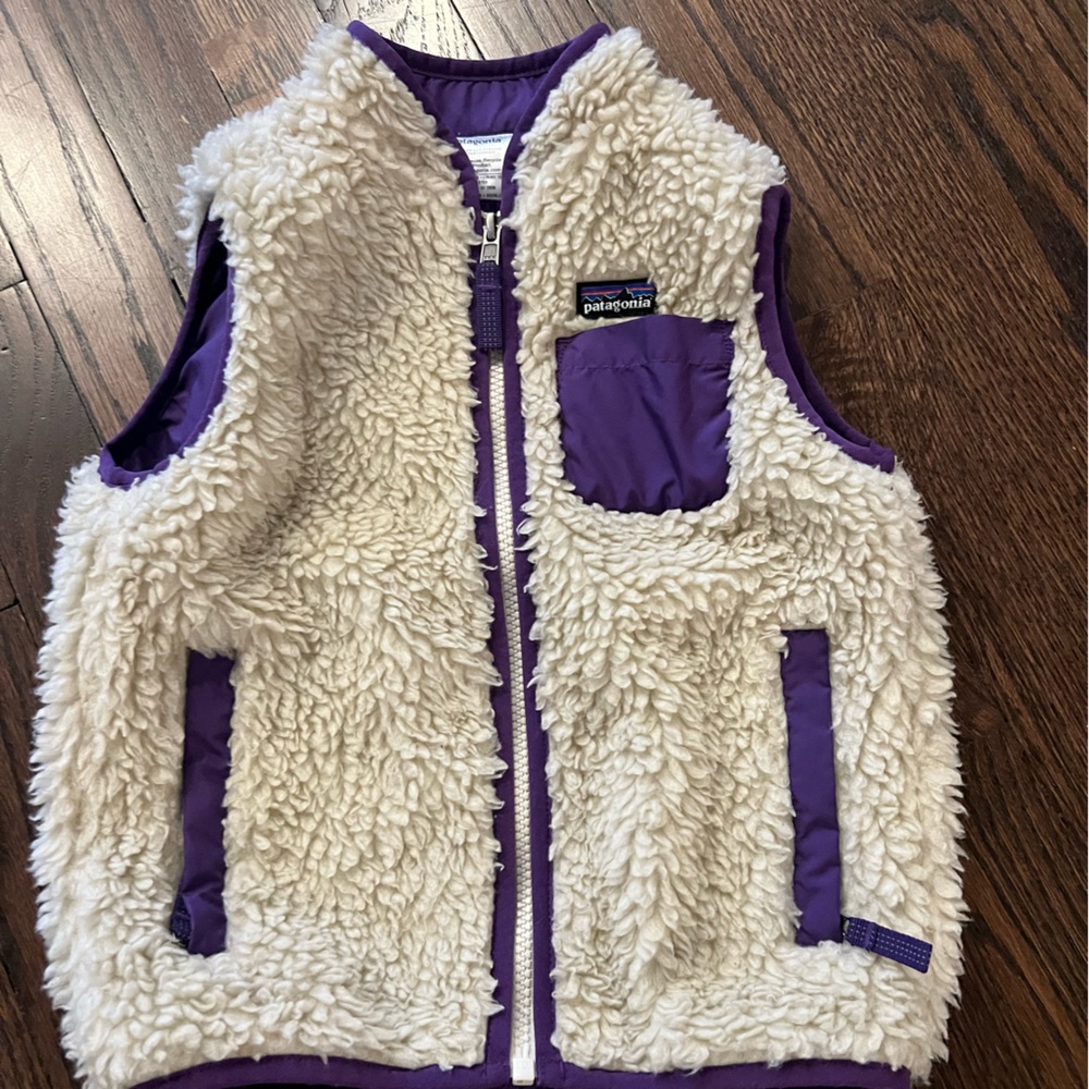 Patagonia Sherpa girls vest 4T